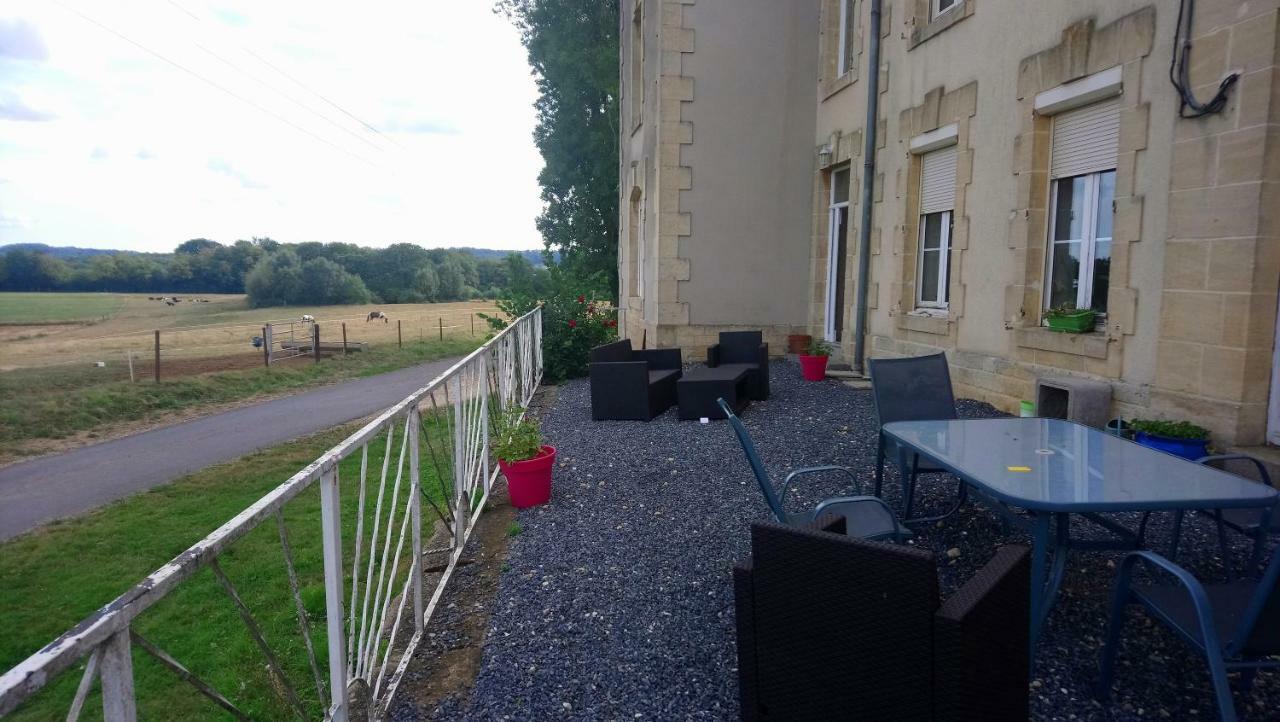 Отель Jad Ranch Raucourt-et-Flaba Экстерьер фото